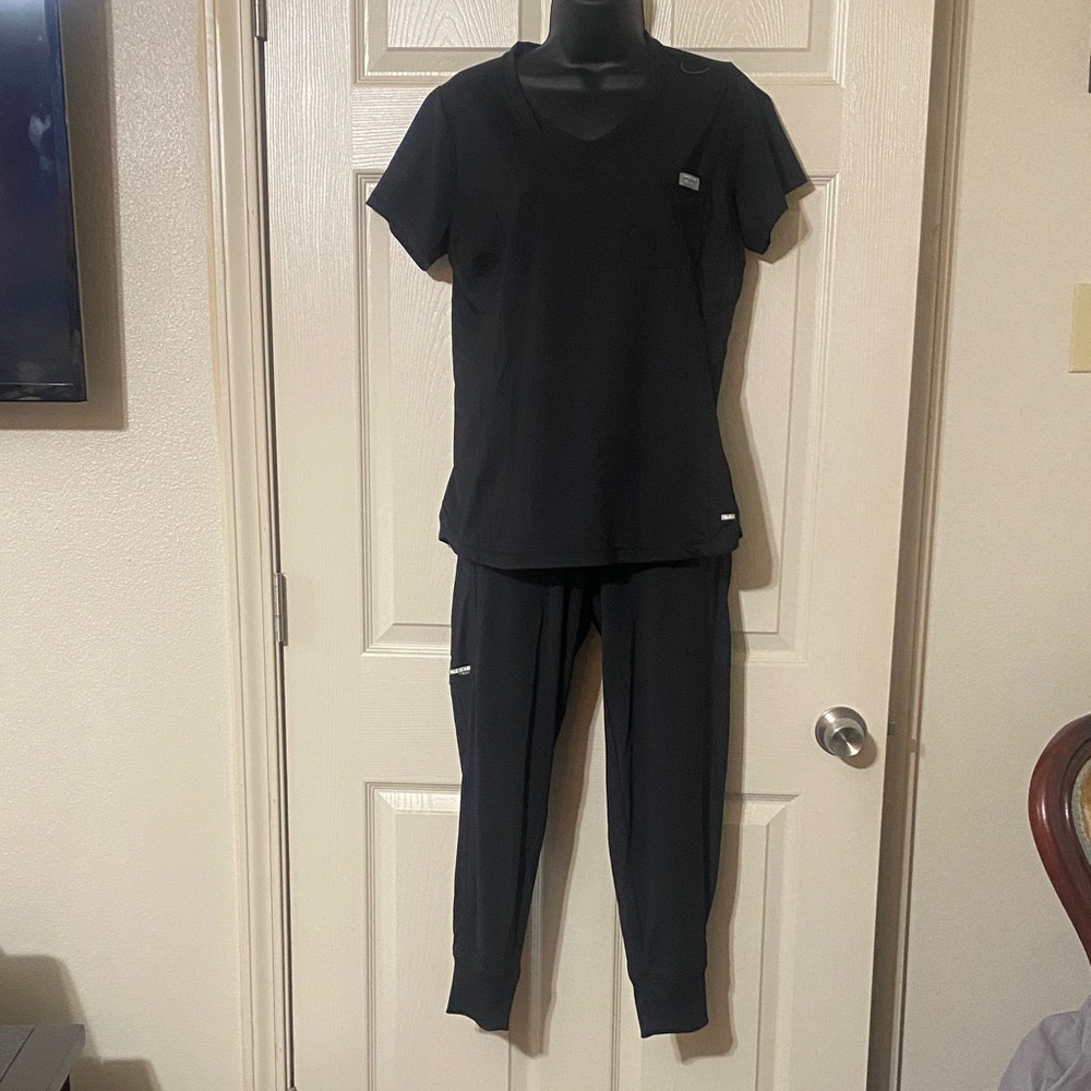 Skechers Slip-Ins Black scrub set